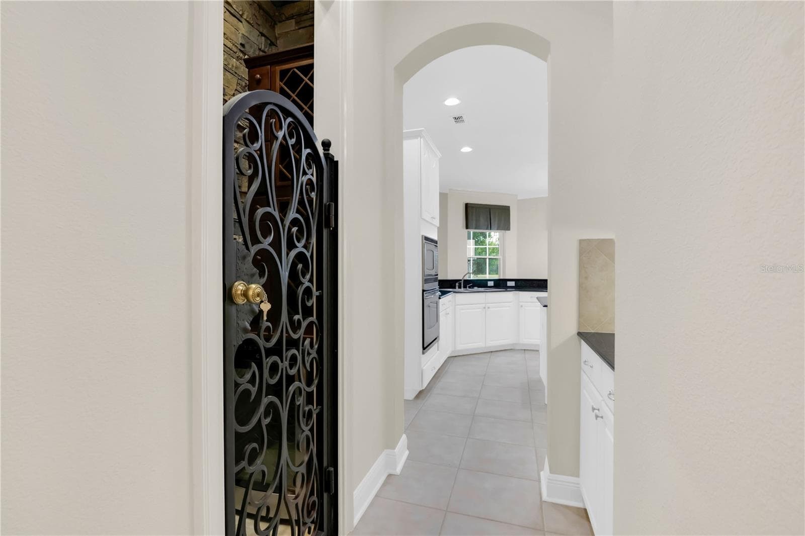 Single Family Residence at 11734 ALDENDALE ST, ORLANDO, photo 14 of 68