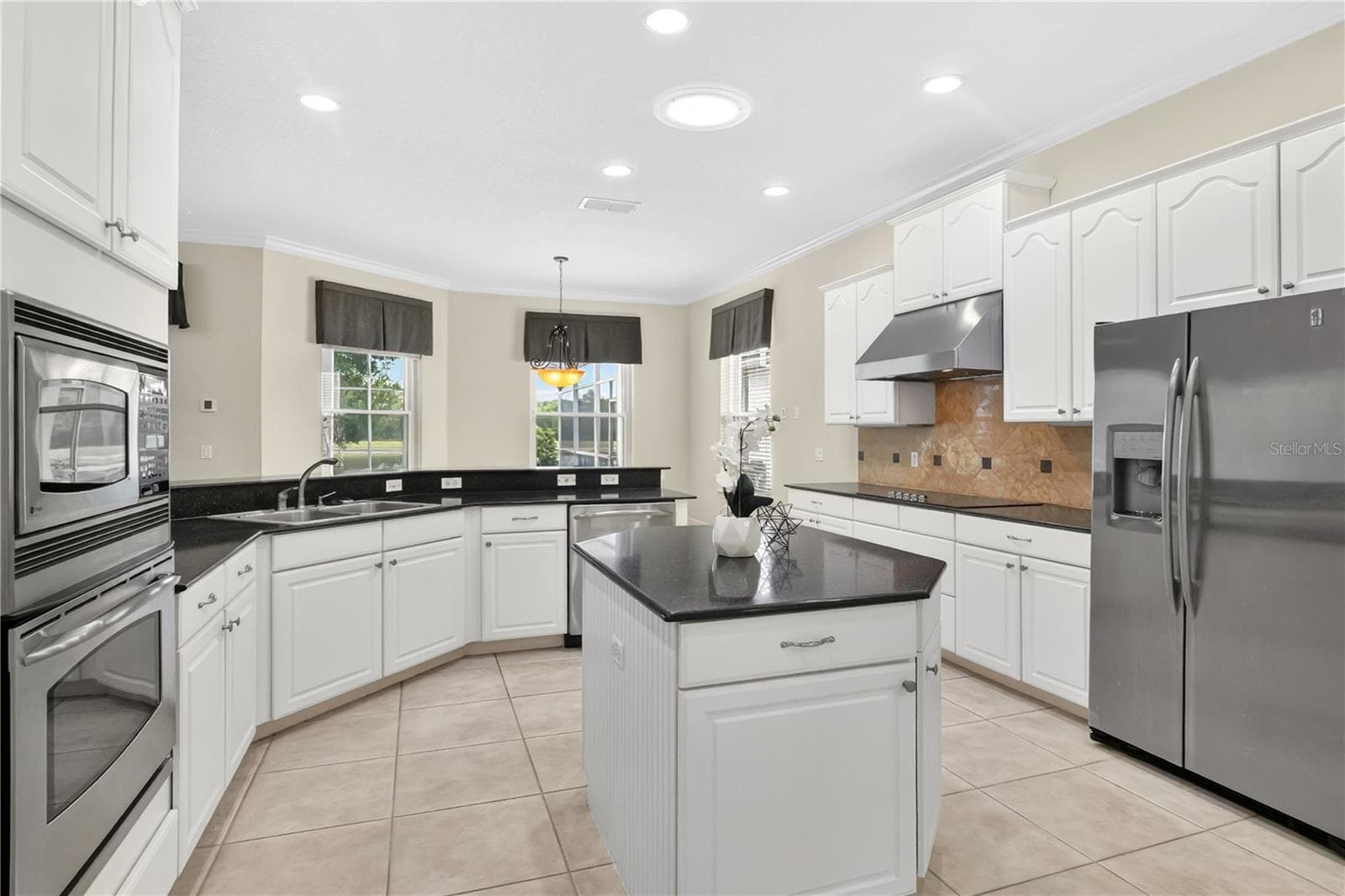 Single Family Residence at 11734 ALDENDALE ST, ORLANDO, photo 15 of 68