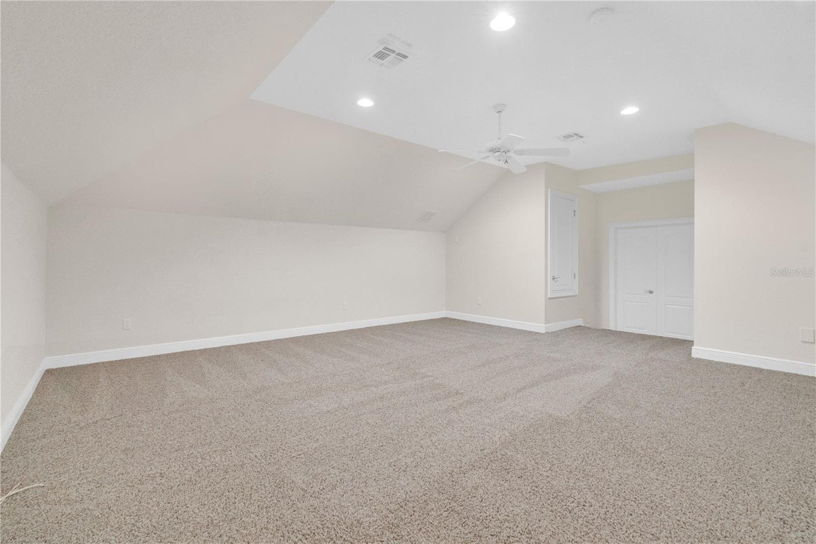 Single Family Residence at 11734 ALDENDALE ST, ORLANDO, photo 46 of 68
