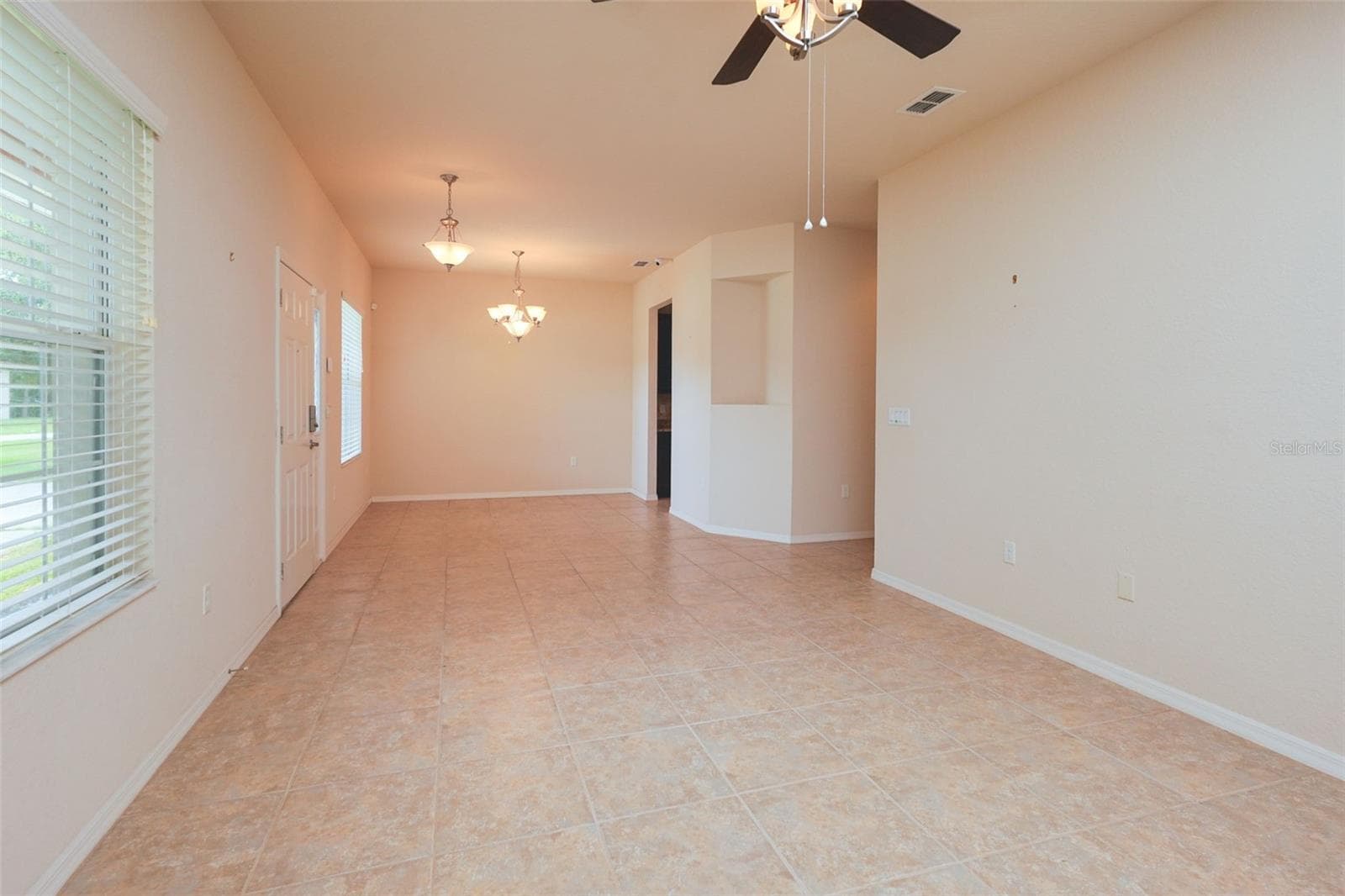 Single Family Residence at 6019 EVANSBROOK DR, ZEPHYRHILLS, photo 8 of 27