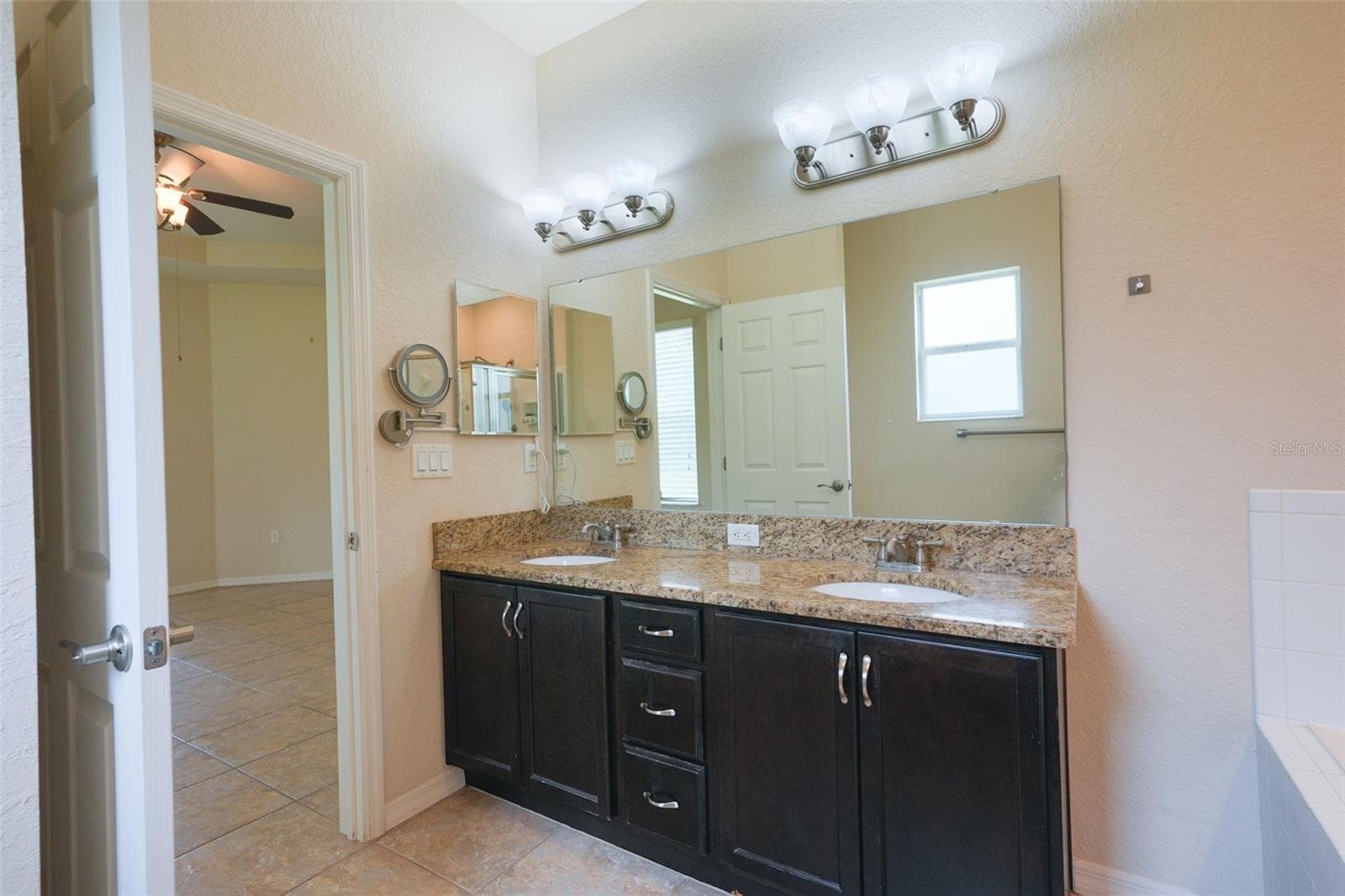 Single Family Residence at 6019 EVANSBROOK DR, ZEPHYRHILLS, photo 17 of 27