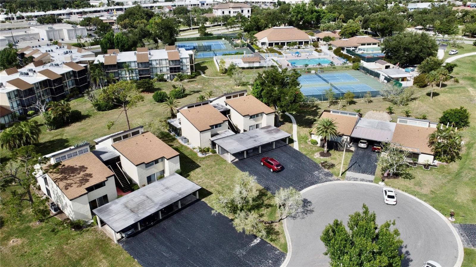 Condominium at 625 WHITE PINE TREE RD #23, VENICE, photo 2 of 41
