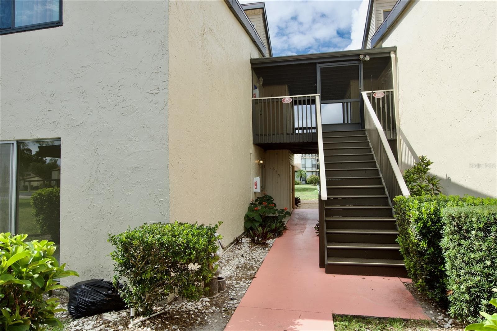 First floor unit just steps away from all of the amenities. - 625 WHITE PINE TREE RD #23, VENICE