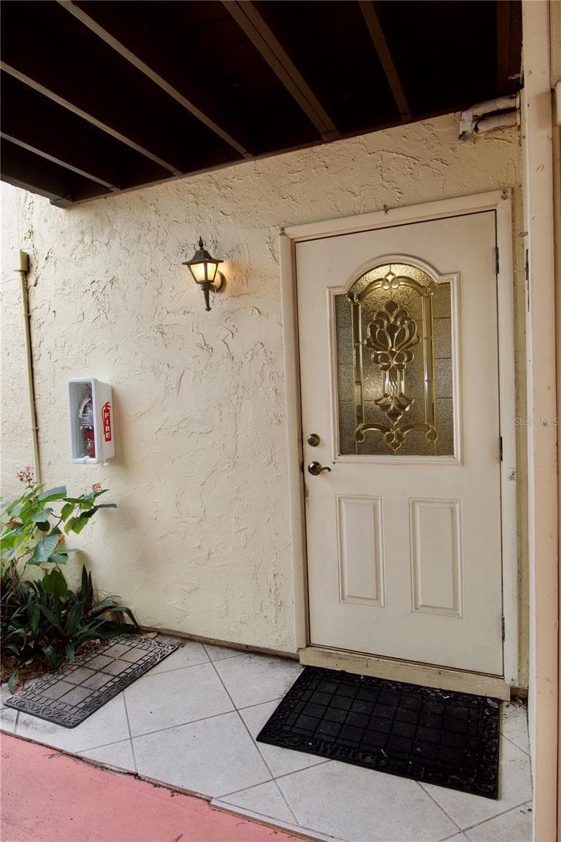 Welcome home to Bird Bay! - 625 WHITE PINE TREE RD #23, VENICE