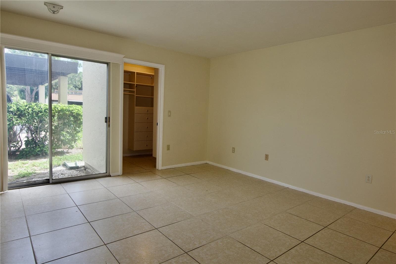 Primary Bedroom - 625 WHITE PINE TREE RD #23, VENICE
