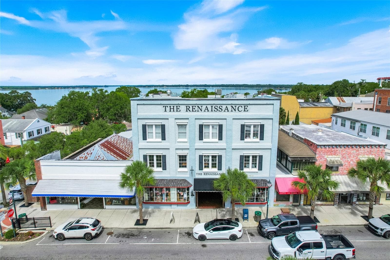 Retail at 411 N DONNELLY ST, MOUNT DORA, photo 2 of 14