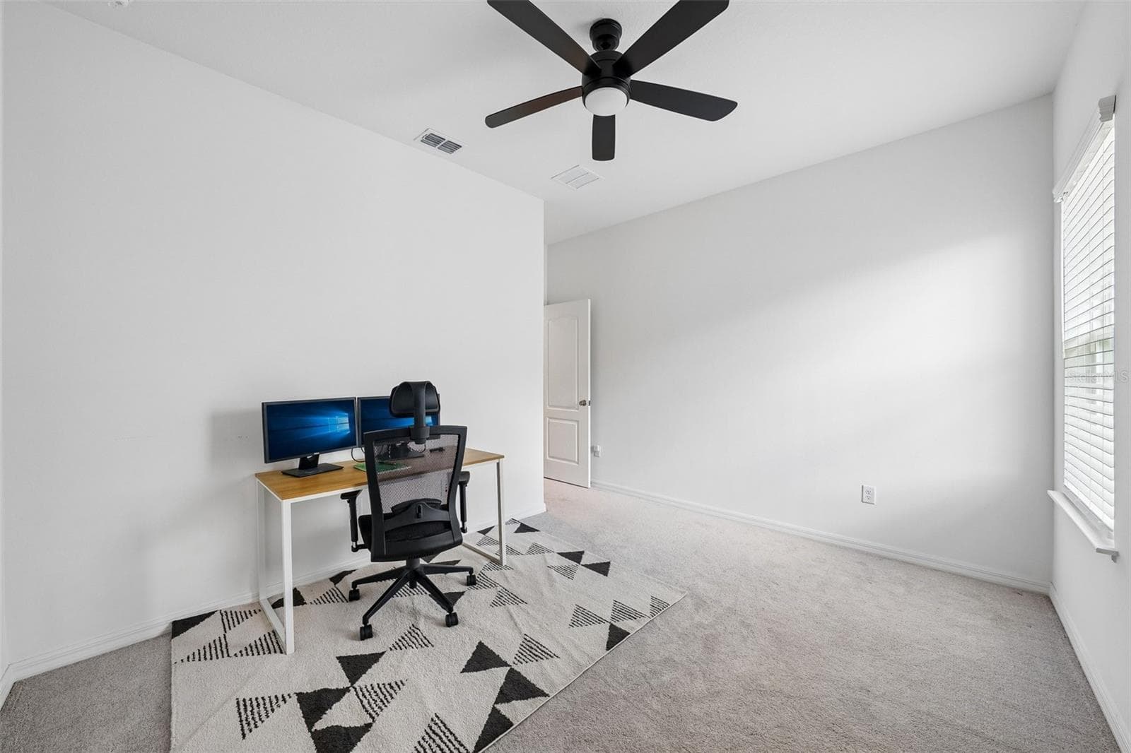 Single Family Residence at 11225 JUNE BRIAR LOOP, SAN ANTONIO, photo 29 of 51