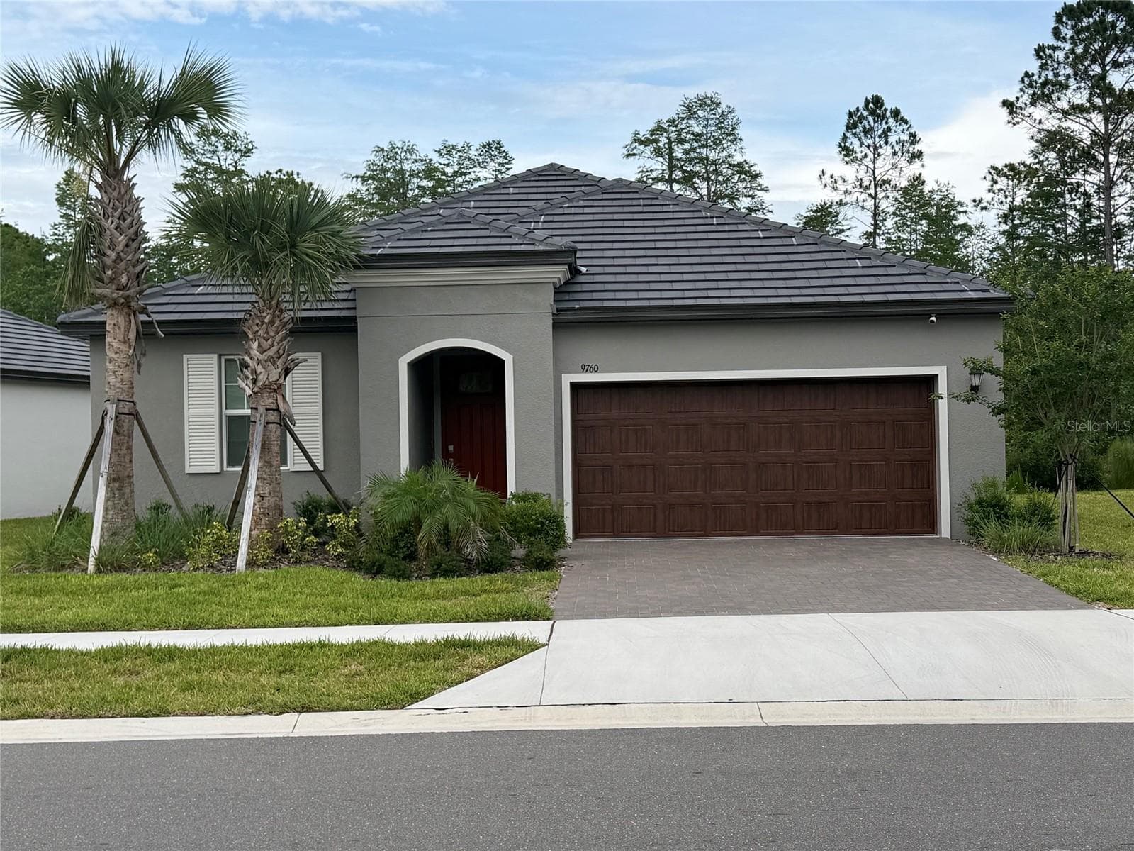 9760 MINNOW RAY DR