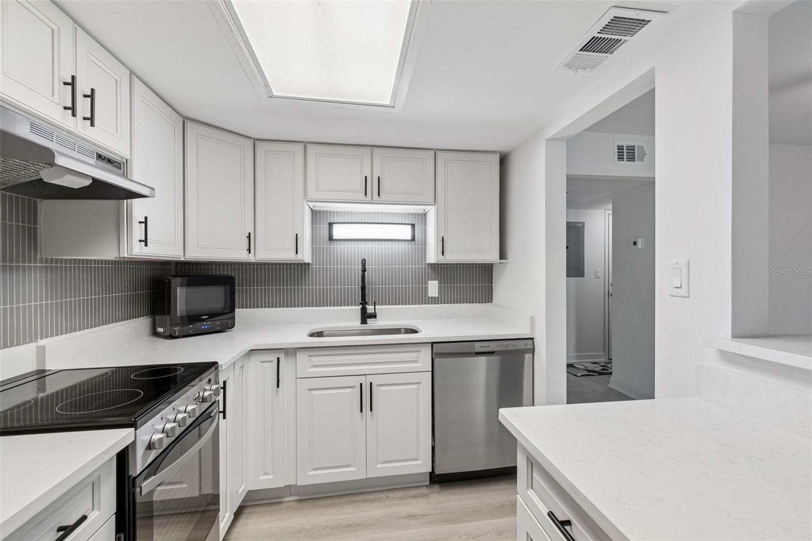 Condominium at 552 PLAZA SEVILLE CT #97, TREASURE ISLAND, photo 9 of 48