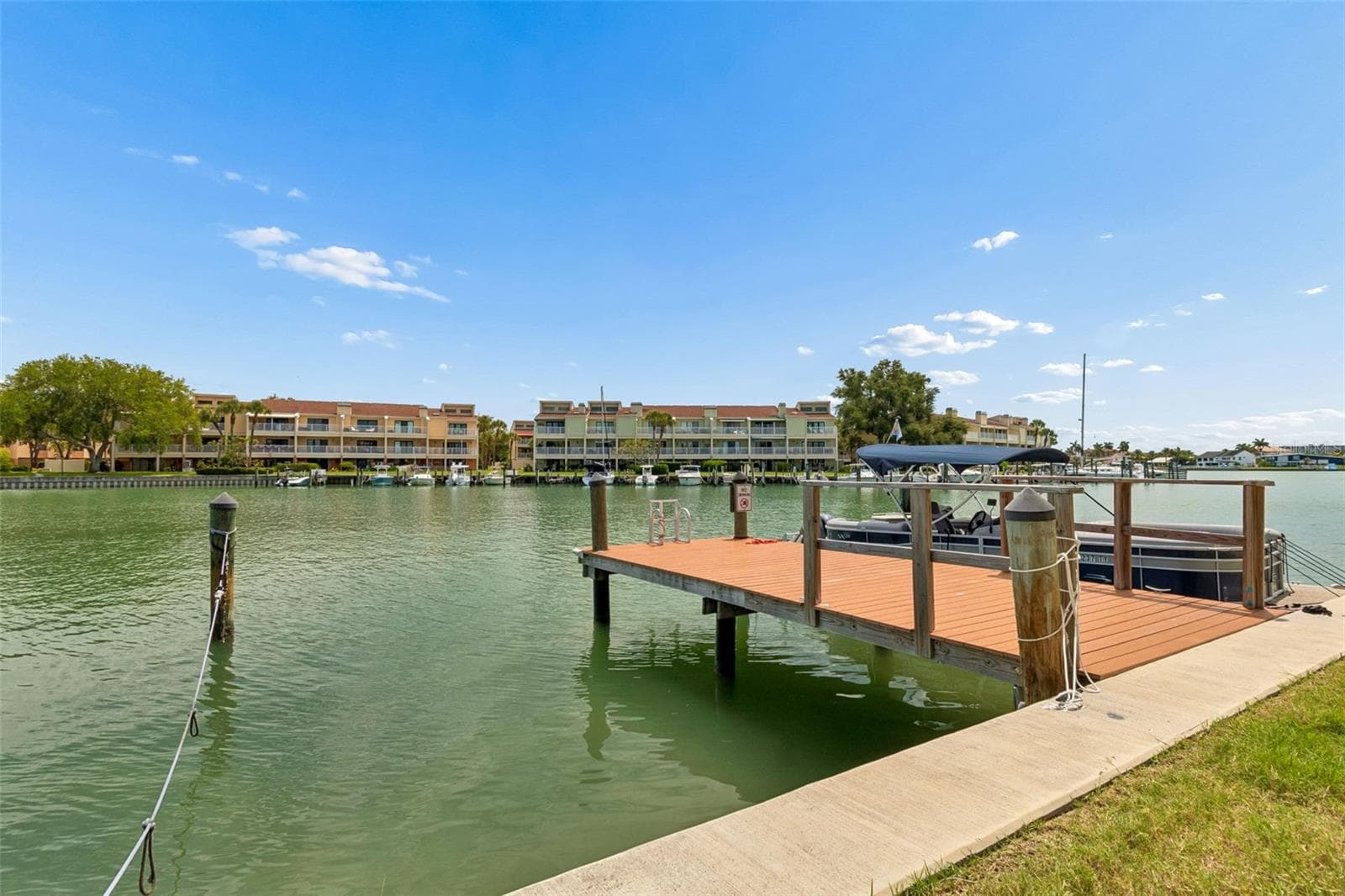 Condominium at 552 PLAZA SEVILLE CT #97, TREASURE ISLAND, photo 26 of 48