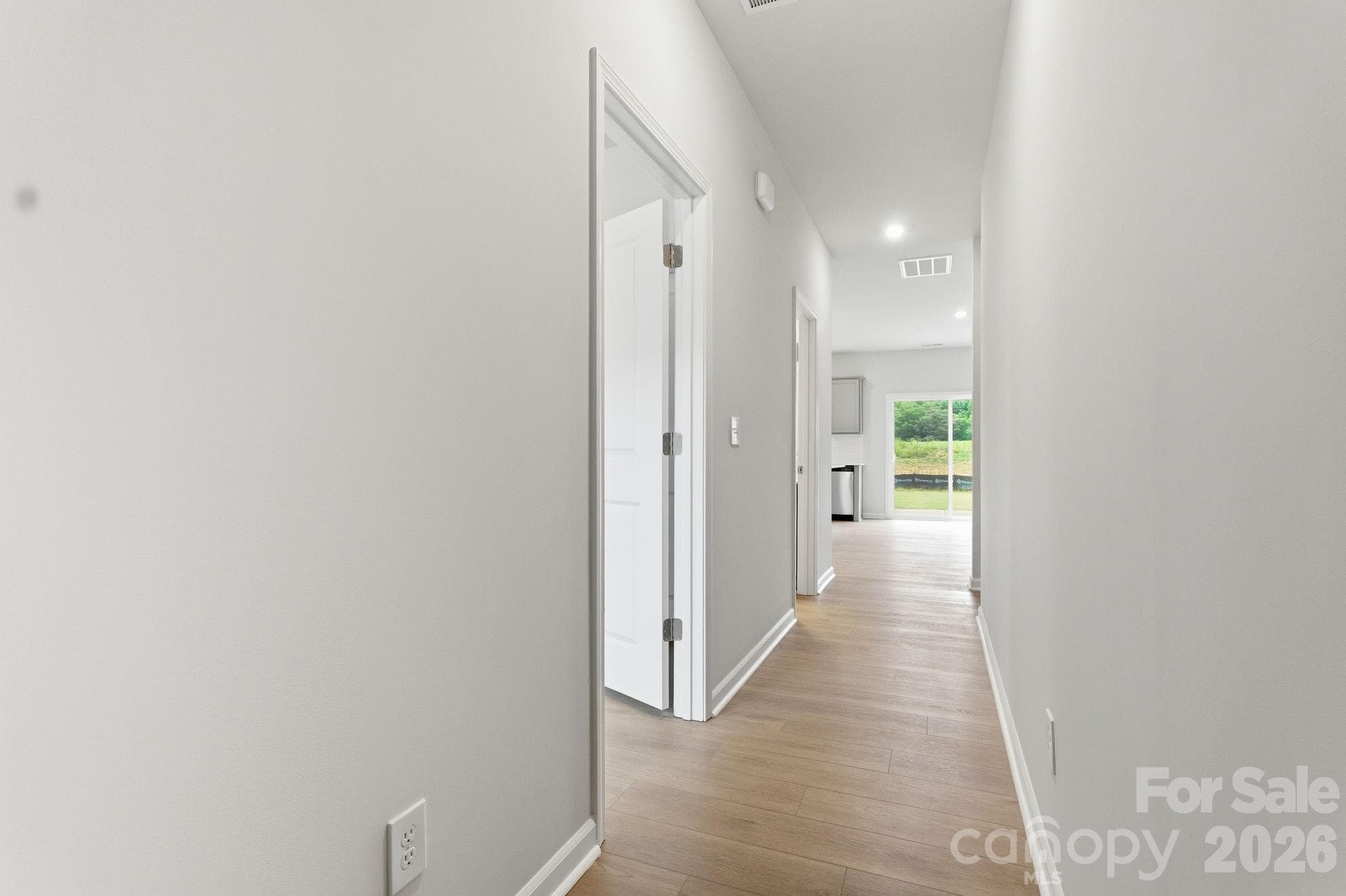 Single Family Residence at Newton, photo 4 of 35