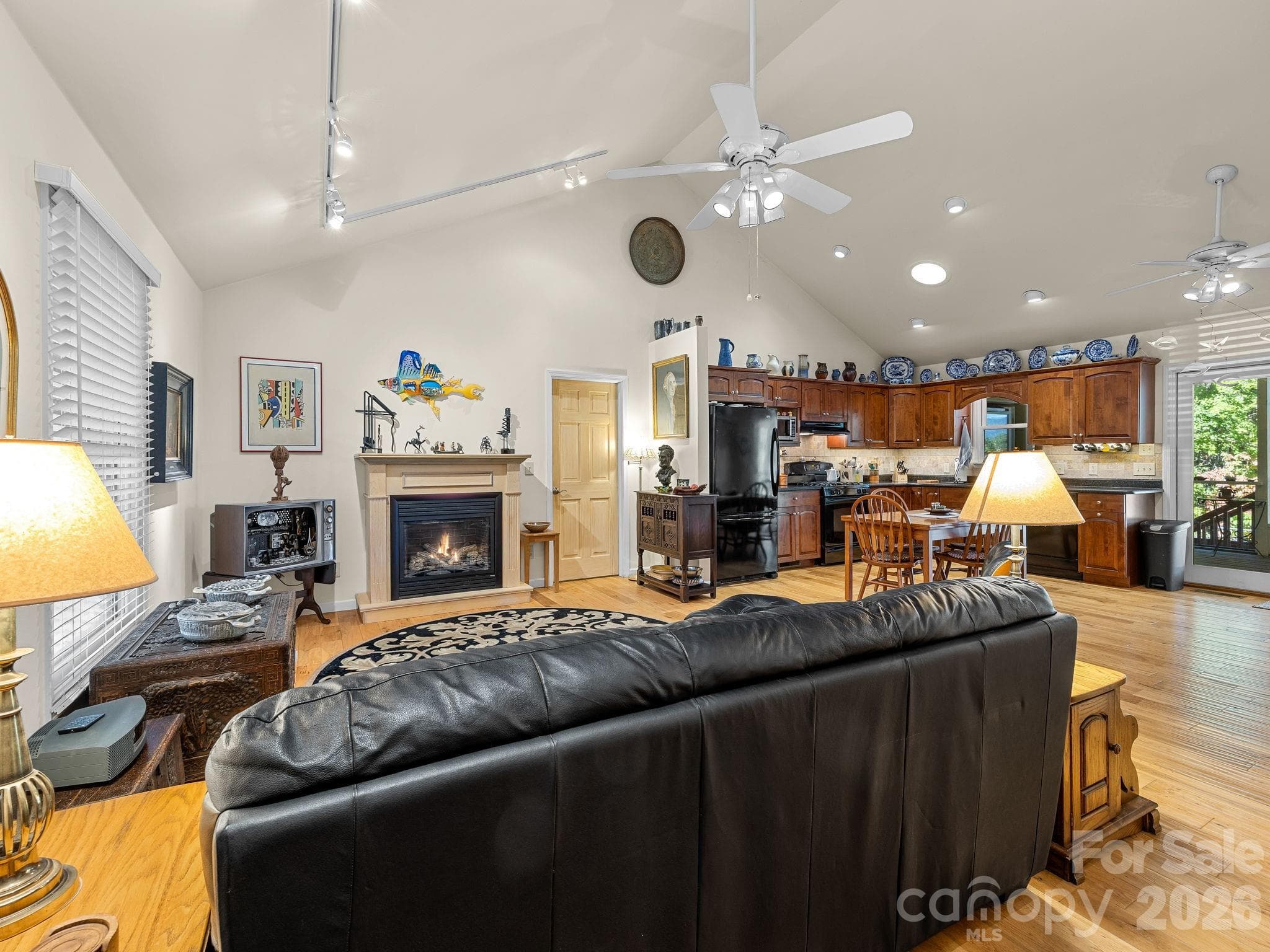 Living room opens to Kitchen - 160 Caledonia Road, Landrum