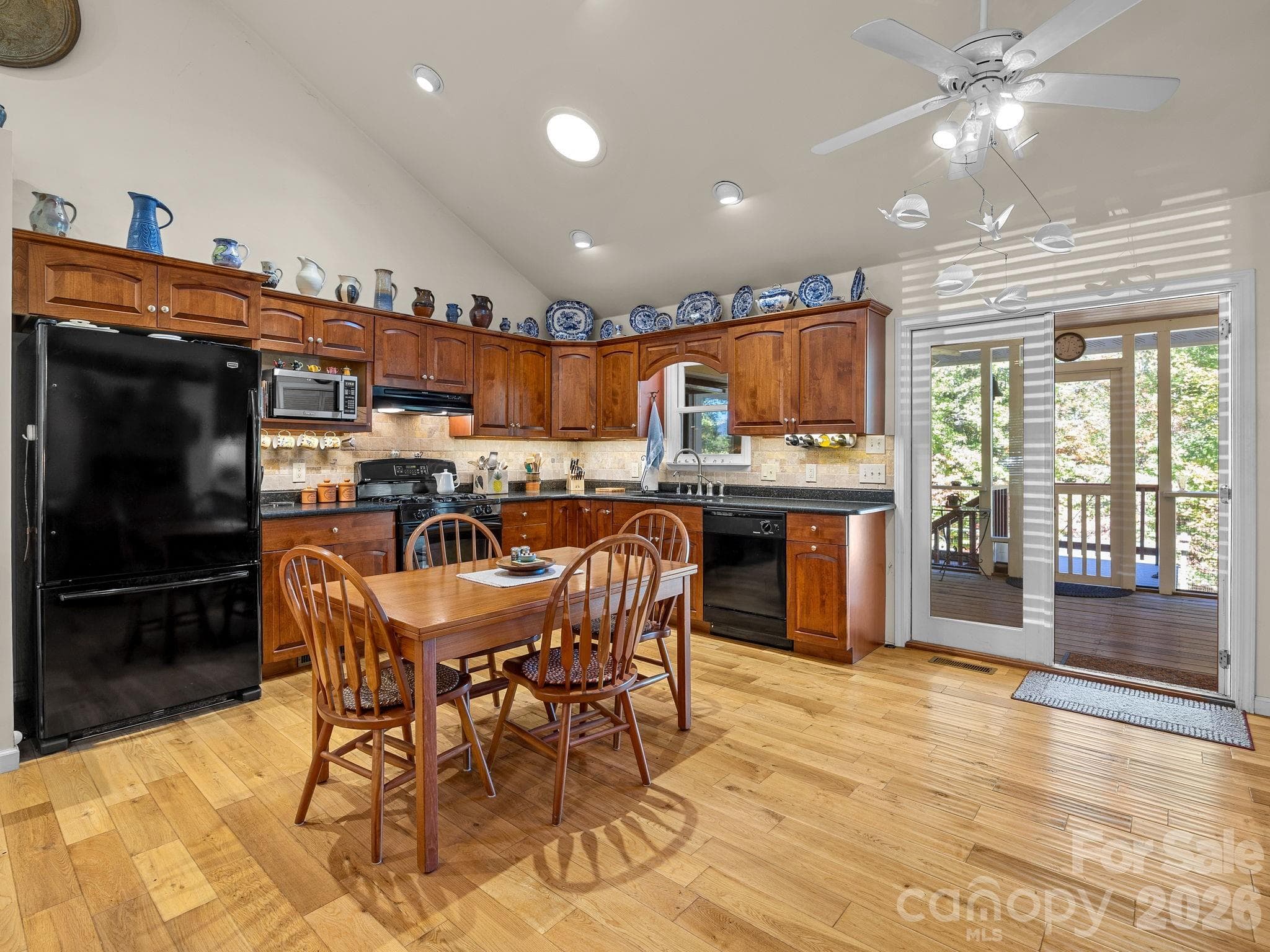 Kitchen - 160 Caledonia Road, Landrum