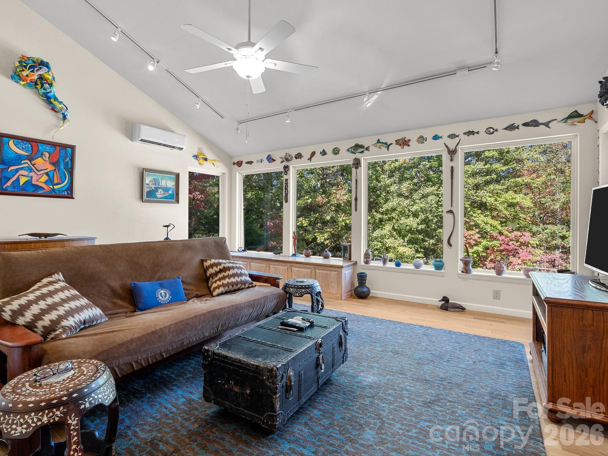 Den - 160 Caledonia Road, Landrum
