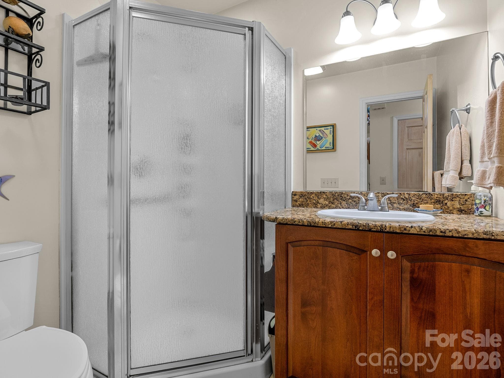 guest bathroom - 160 Caledonia Road, Landrum