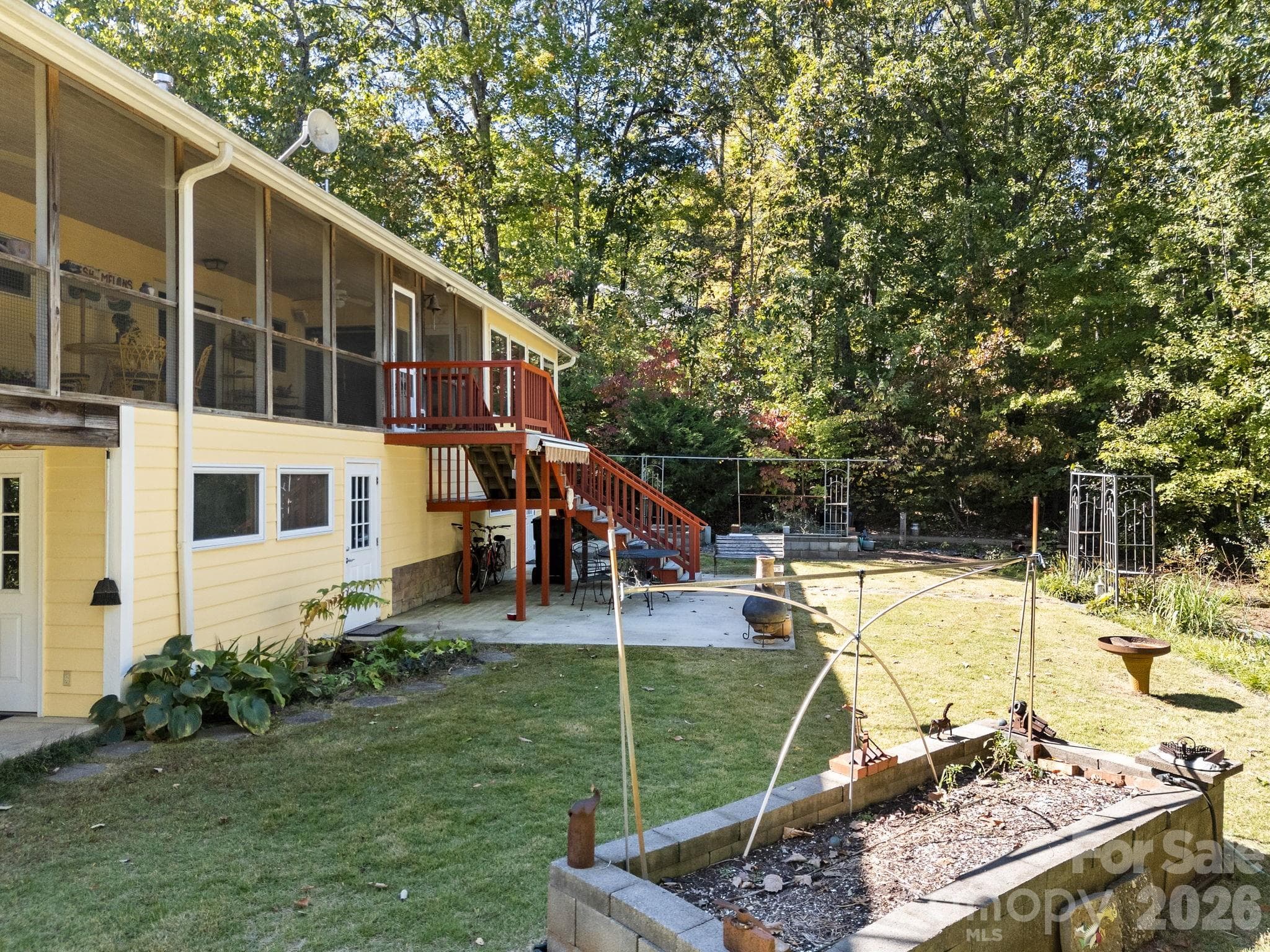 Patio and raised beds - 160 Caledonia Road, Landrum