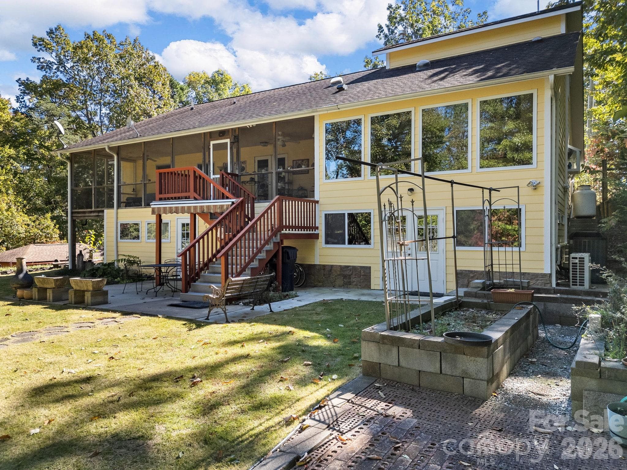 Back yard and garden are fenced in - 160 Caledonia Road, Landrum