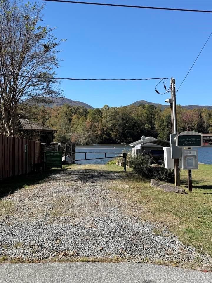 Optional $75/yr for FOB to use of Lake Lanier boat launch/ramp - 160 Caledonia Road, Landrum
