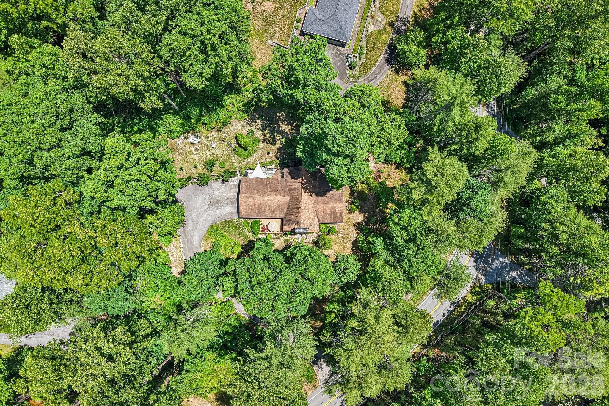 Single Family Residence at Hendersonville, photo 50 of 51