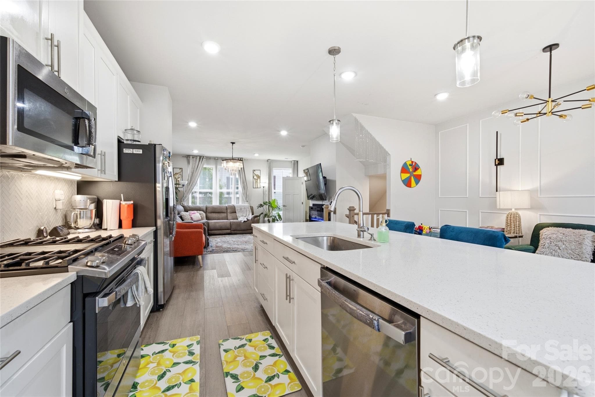 Great Layout for entertaining - 9116 Mallard Mills Drive, Charlotte