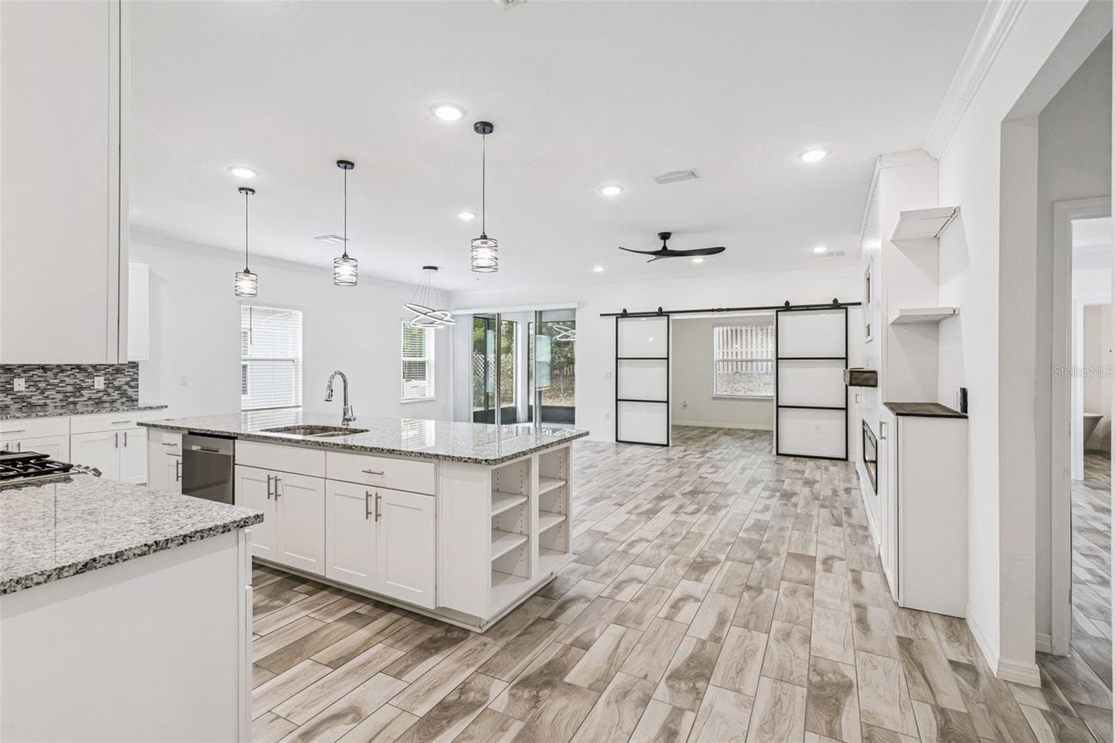 Single Family Residence at 1029 BRADFORD RIDGE DR, LEESBURG, photo 9 of 22