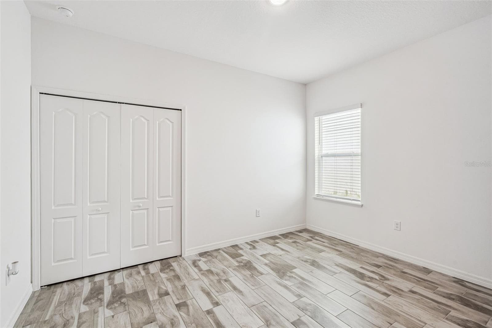 Single Family Residence at 1029 BRADFORD RIDGE DR, LEESBURG, photo 17 of 22