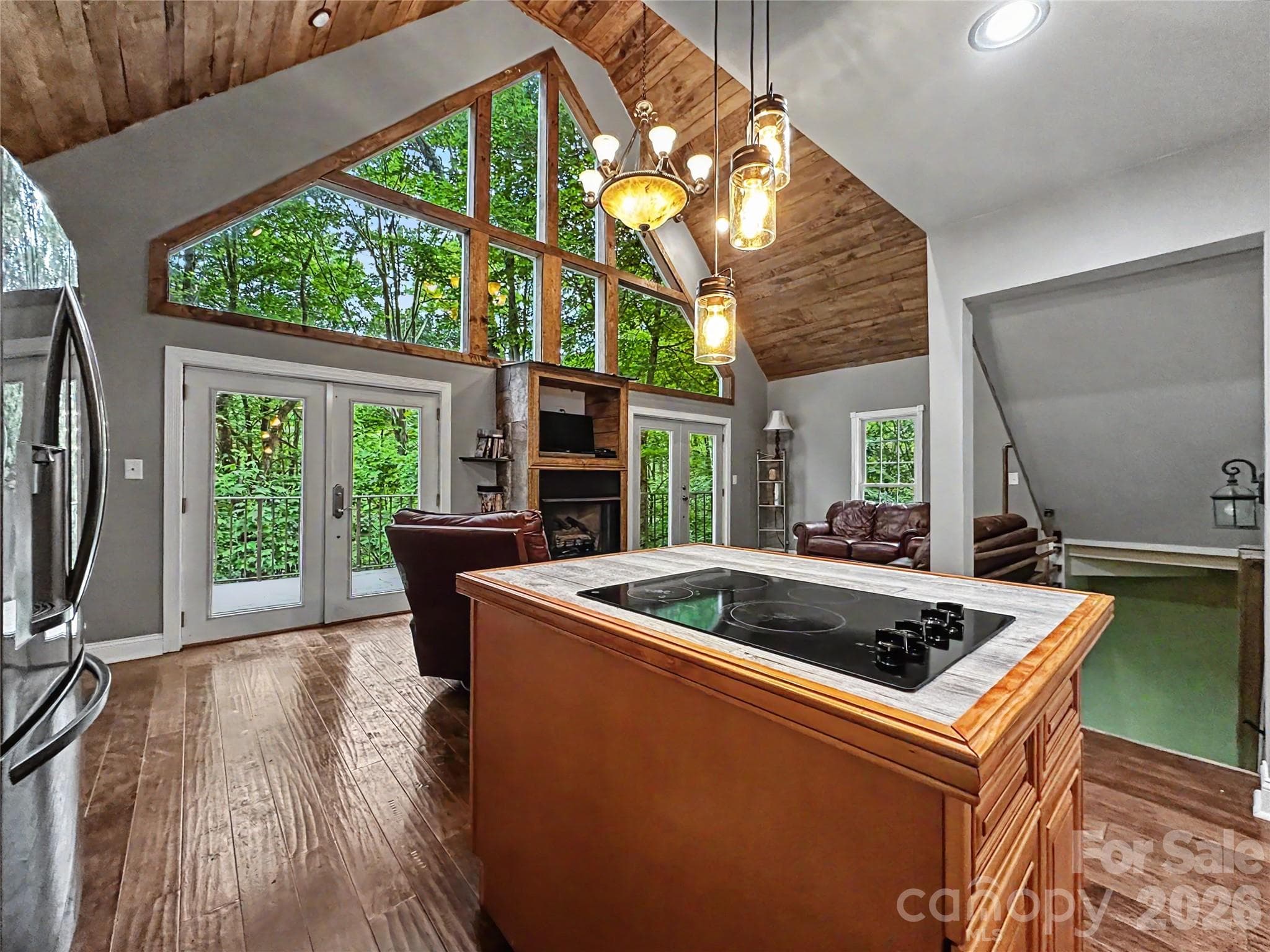 Single Family Residence at 578 Three Top Circle, West Jefferson, photo 12 of 42