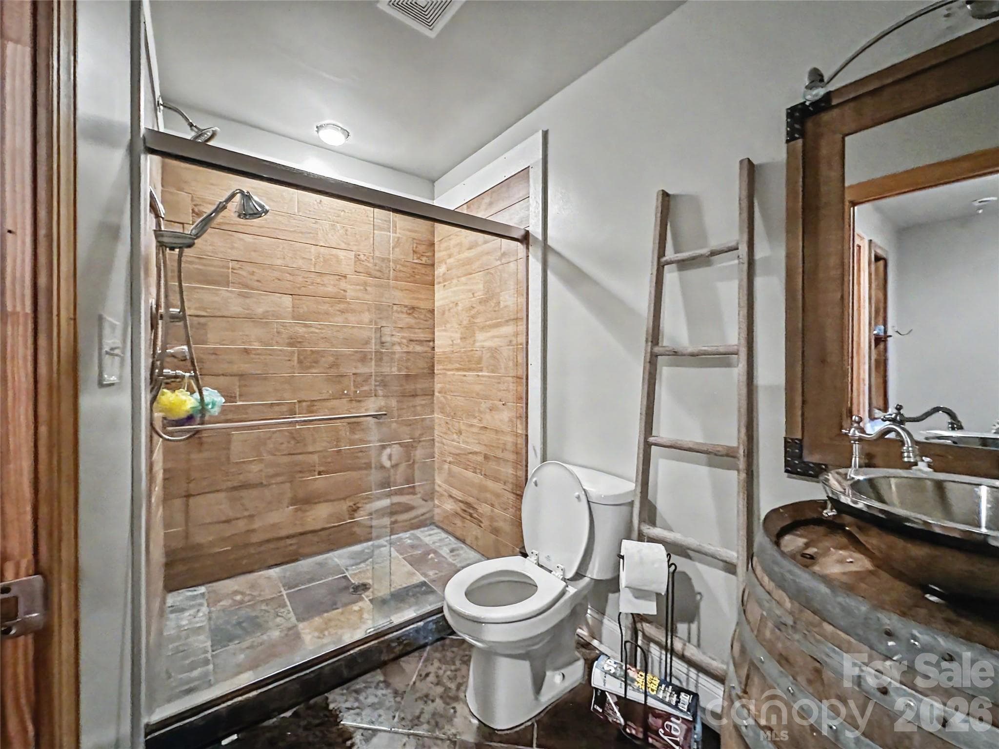 Single Family Residence at 578 Three Top Circle, West Jefferson, photo 17 of 42