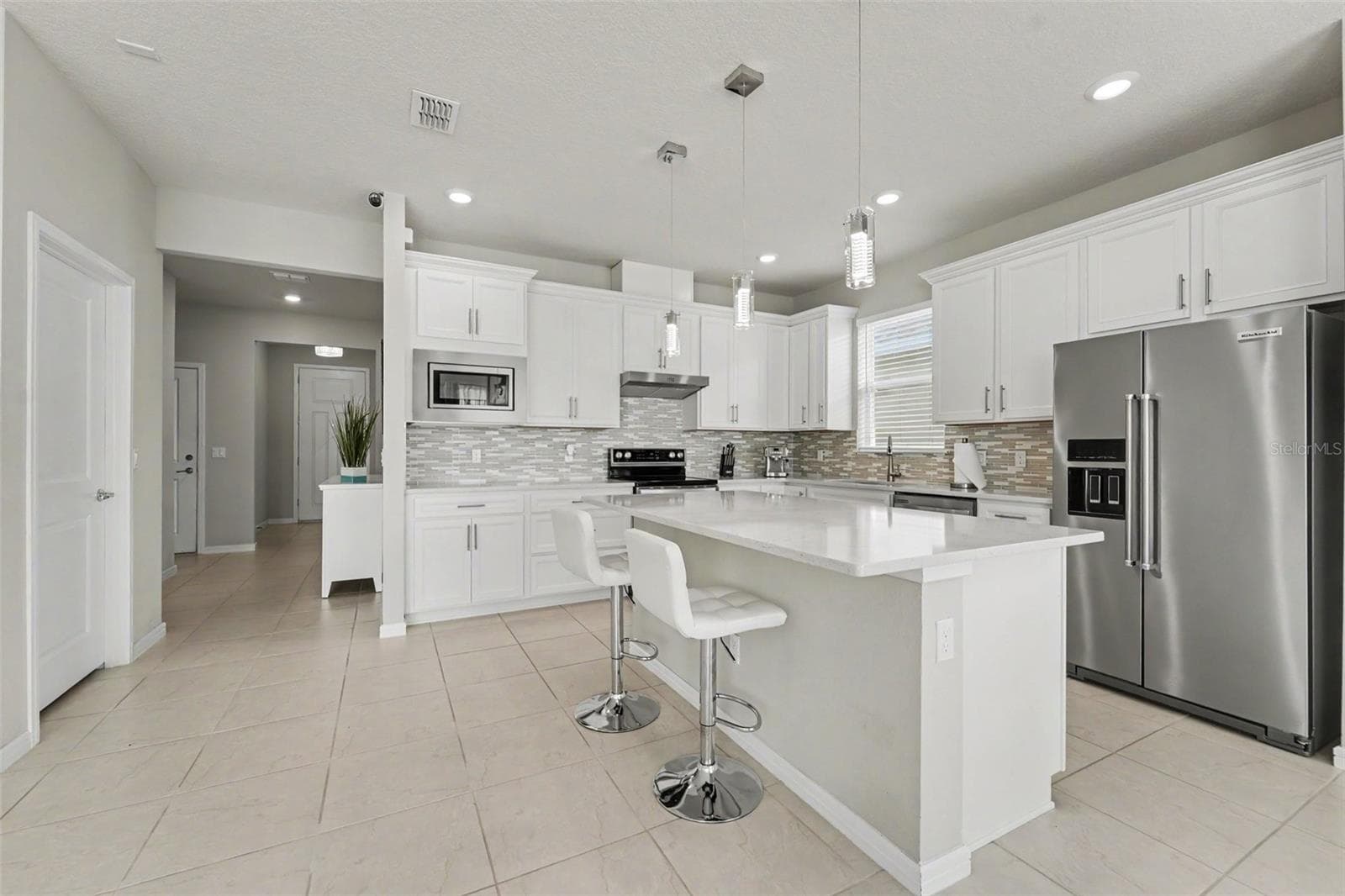 Single Family Residence at 1973 SPRING SHOWER CIR, KISSIMMEE, photo 10 of 35