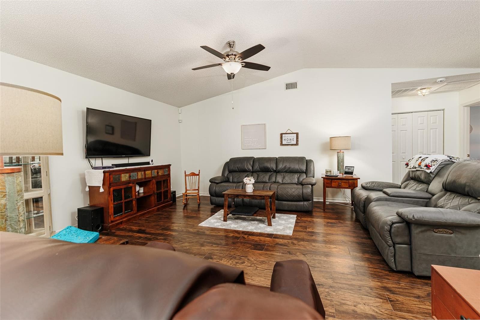 Single Family Residence at 1836 PRAIRIE DUNES CIR N, LAKELAND, photo 4 of 36