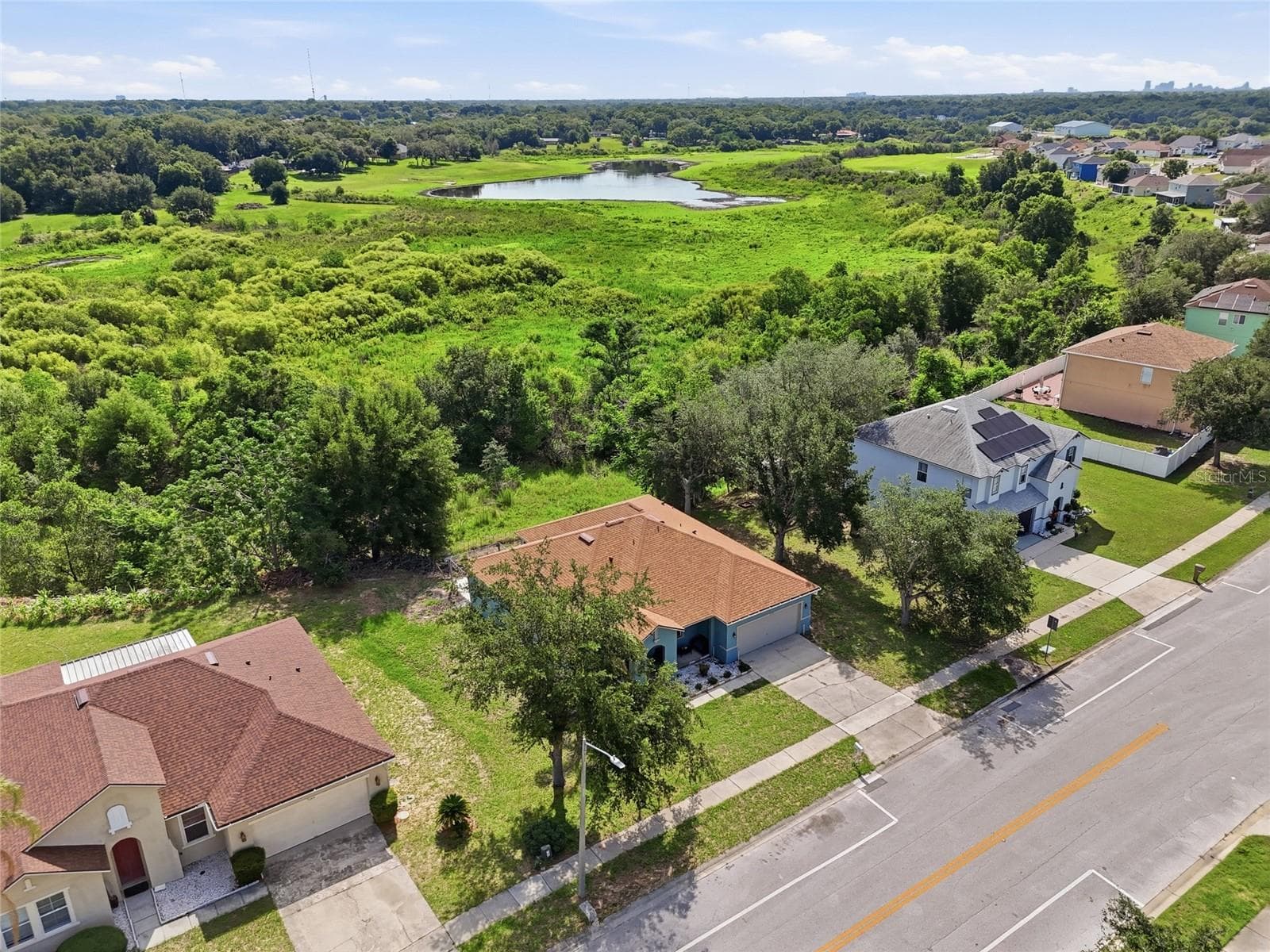 7254 COUNTRY RUN PKWY