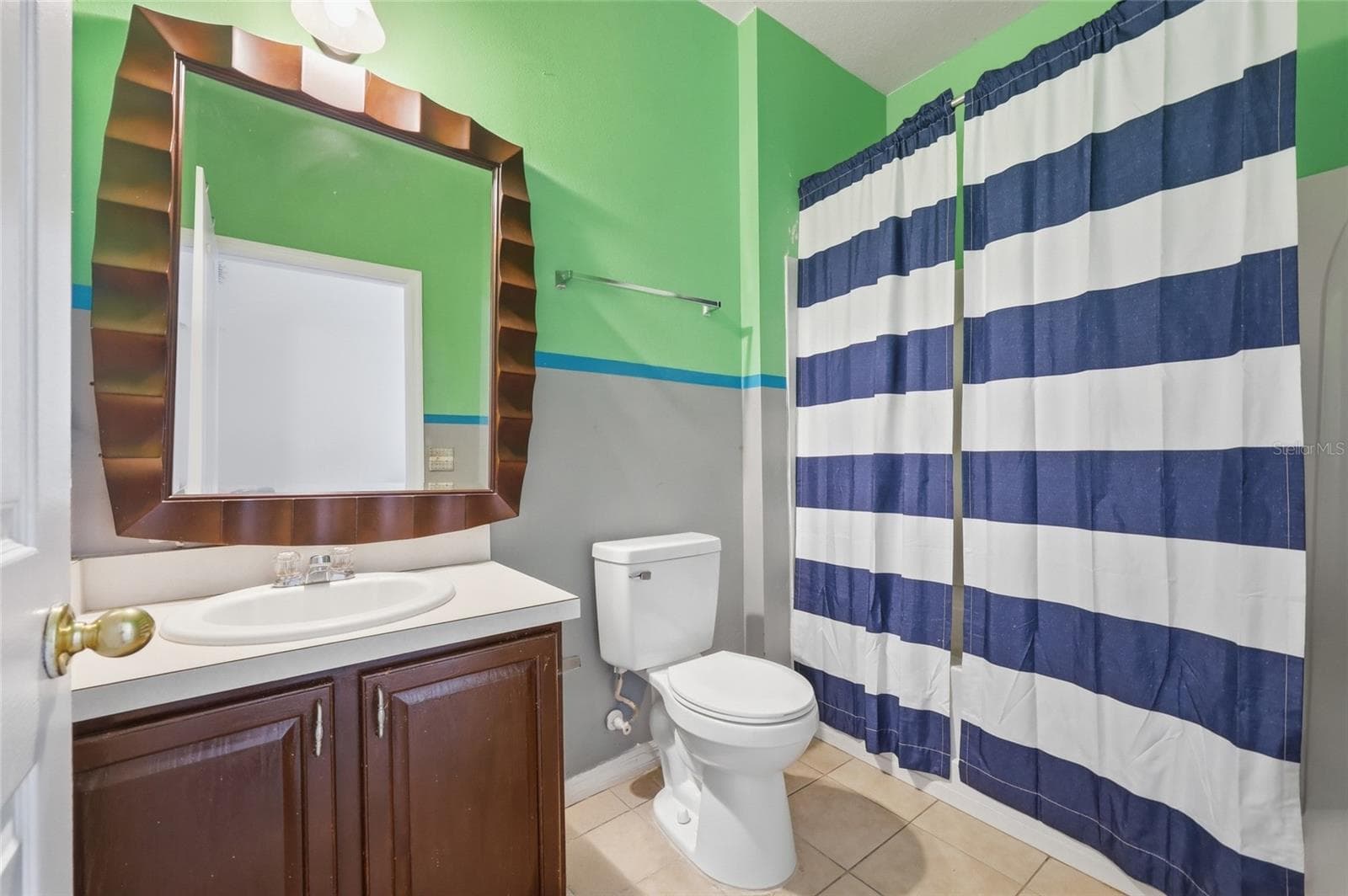 Guest Bathroom - 7254 COUNTRY RUN PKWY, ORLANDO