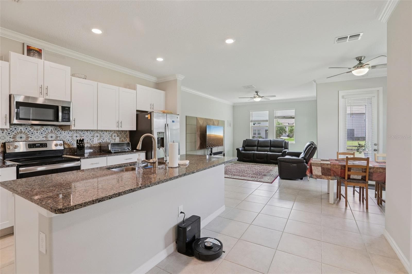 Townhouse at 32010 BLUE PASSING LOOP, WESLEY CHAPEL, photo 7 of 20
