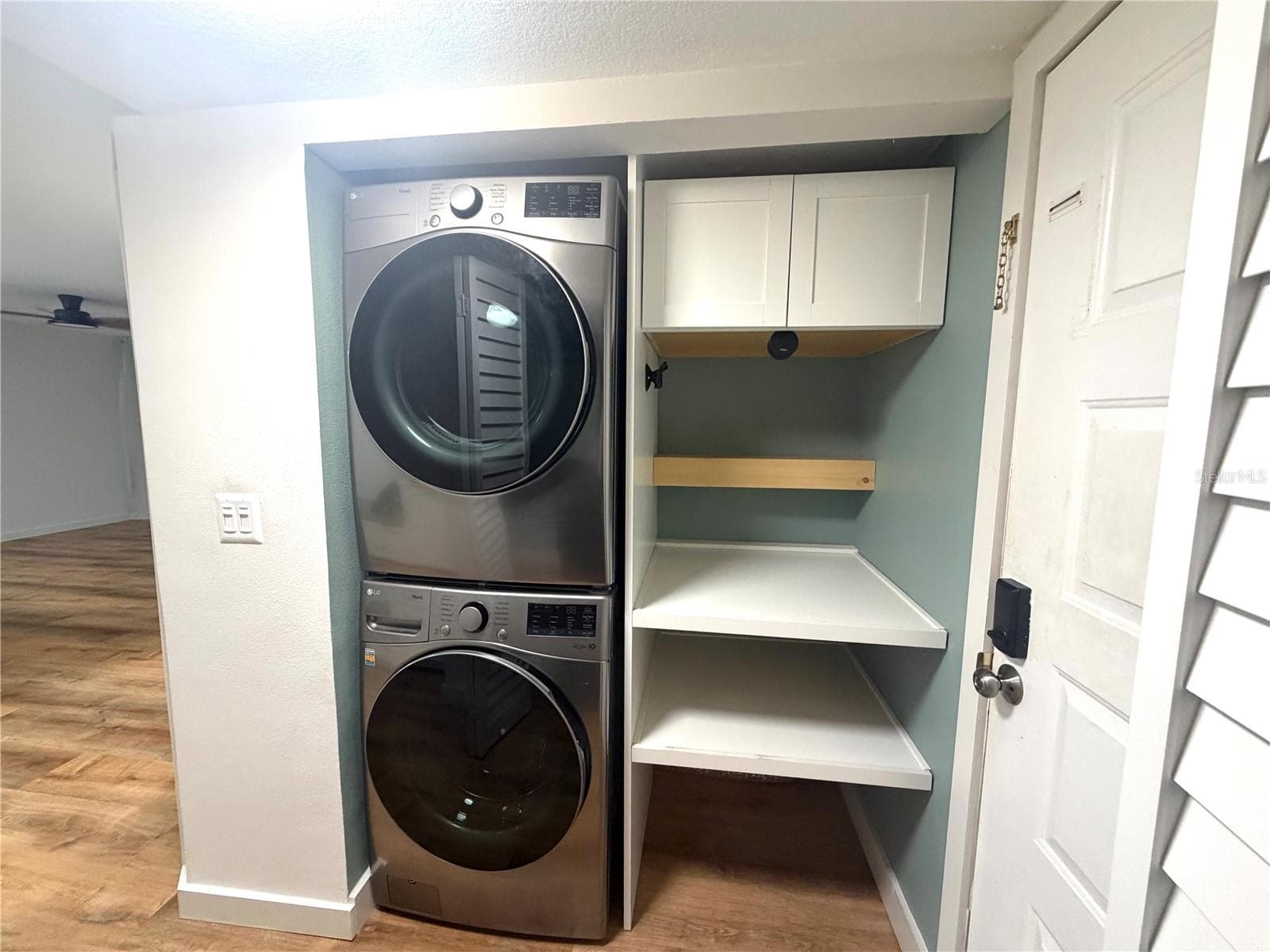 Laundry closet - 2067 HUNTERS GLEN DR #312, DUNEDIN