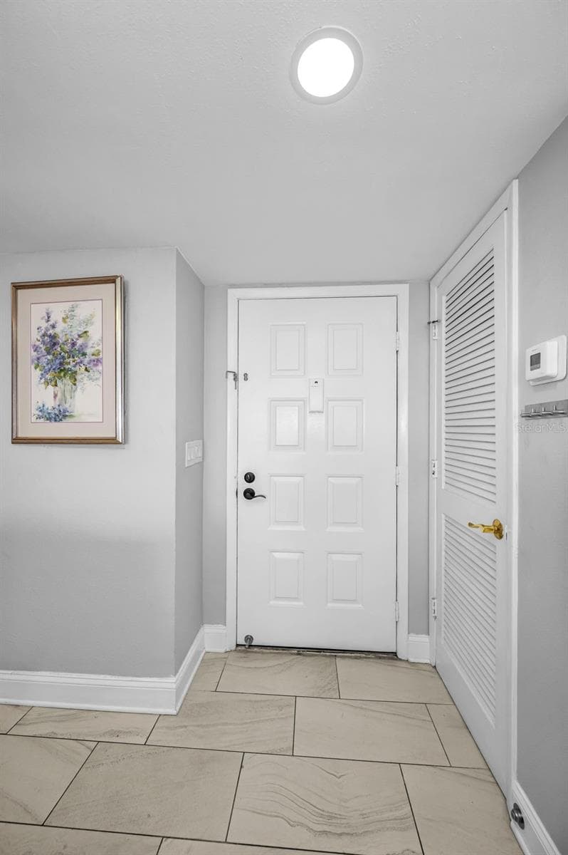 Foyer entry - 19111 VISTA BAY DR #304, INDIAN SHORES
