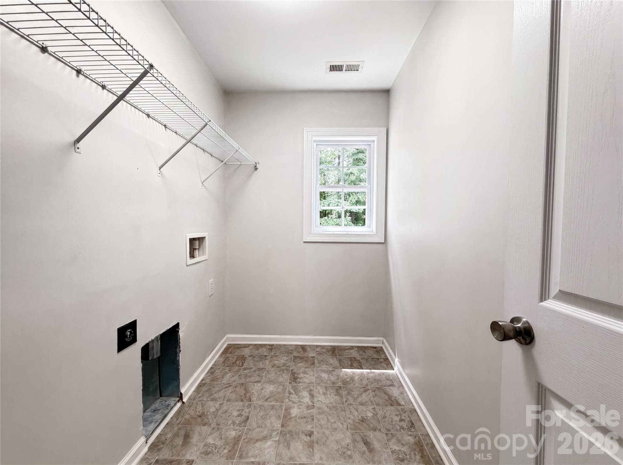 Single Family Residence at 12312 Chesley Drive, Charlotte, photo 16 of 21