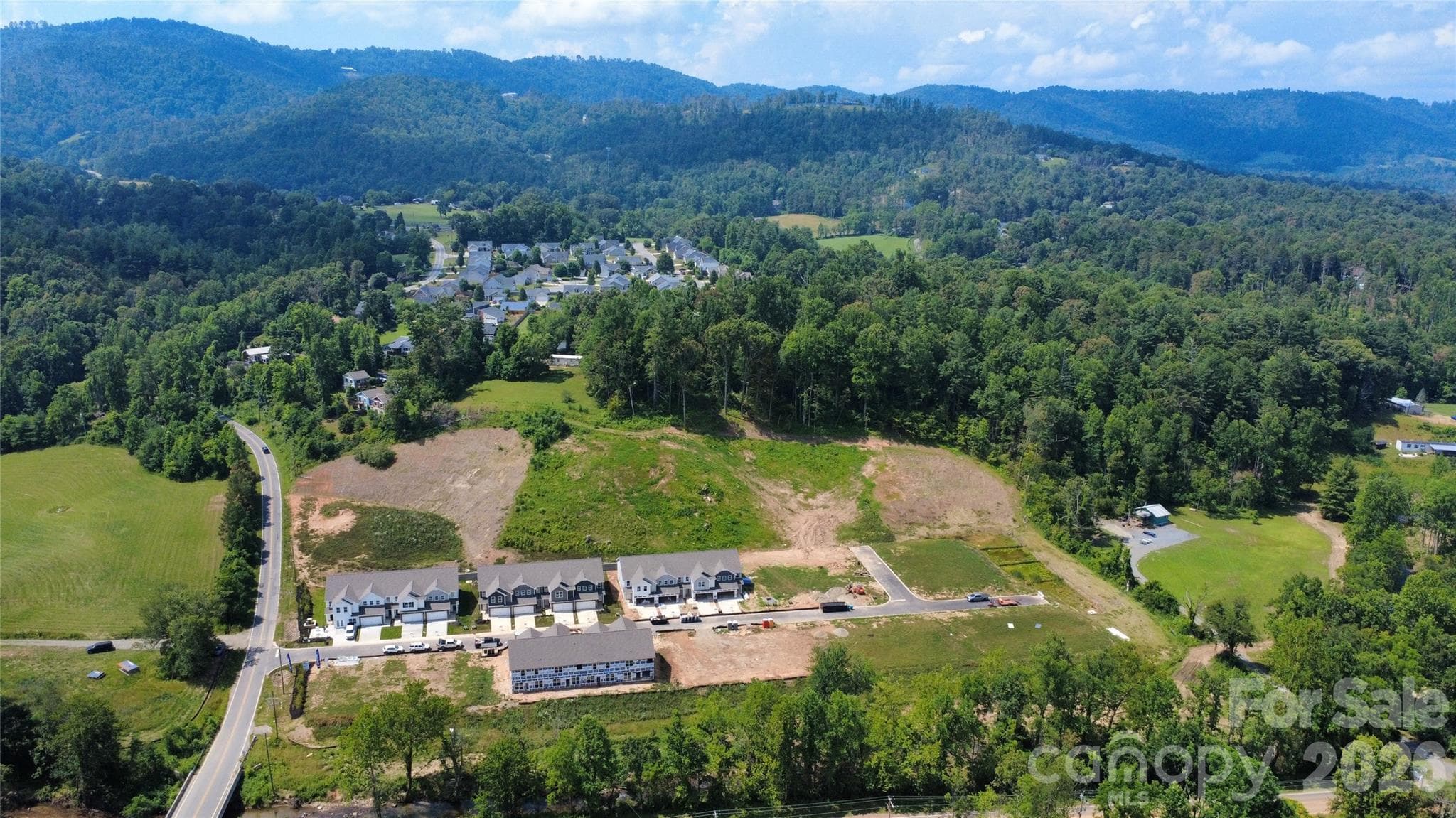 Community overview - Weaverville