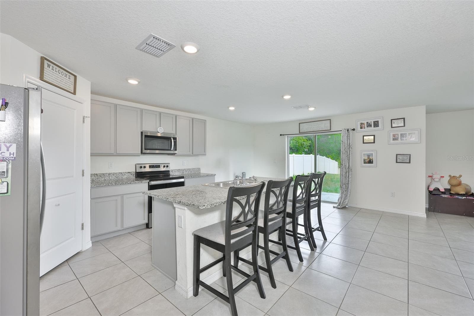 Single Family Residence at 5244 FIDDLE FIG AVE, WIMAUMA, photo 6 of 51