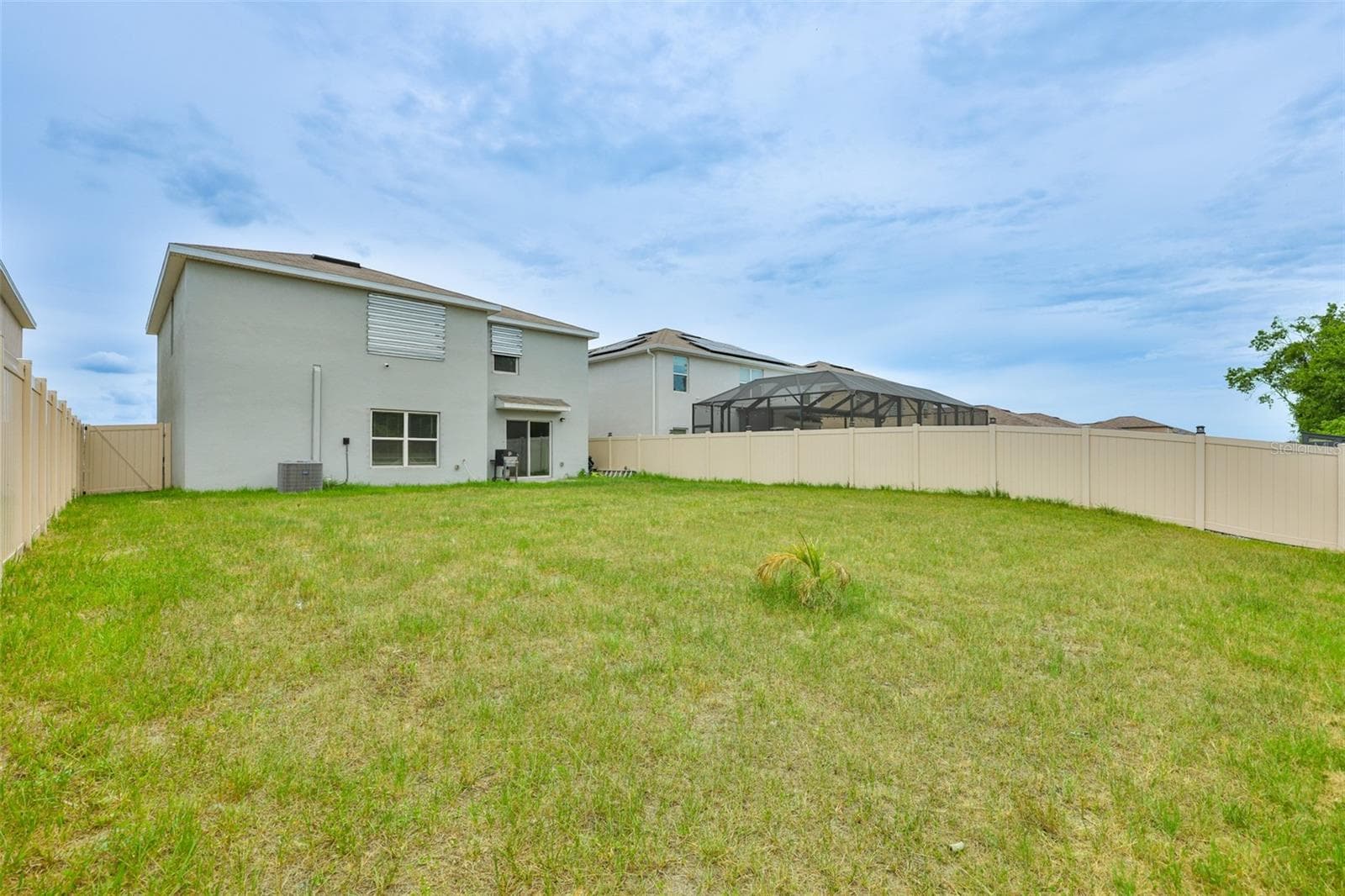 Single Family Residence at 5244 FIDDLE FIG AVE, WIMAUMA, photo 32 of 51
