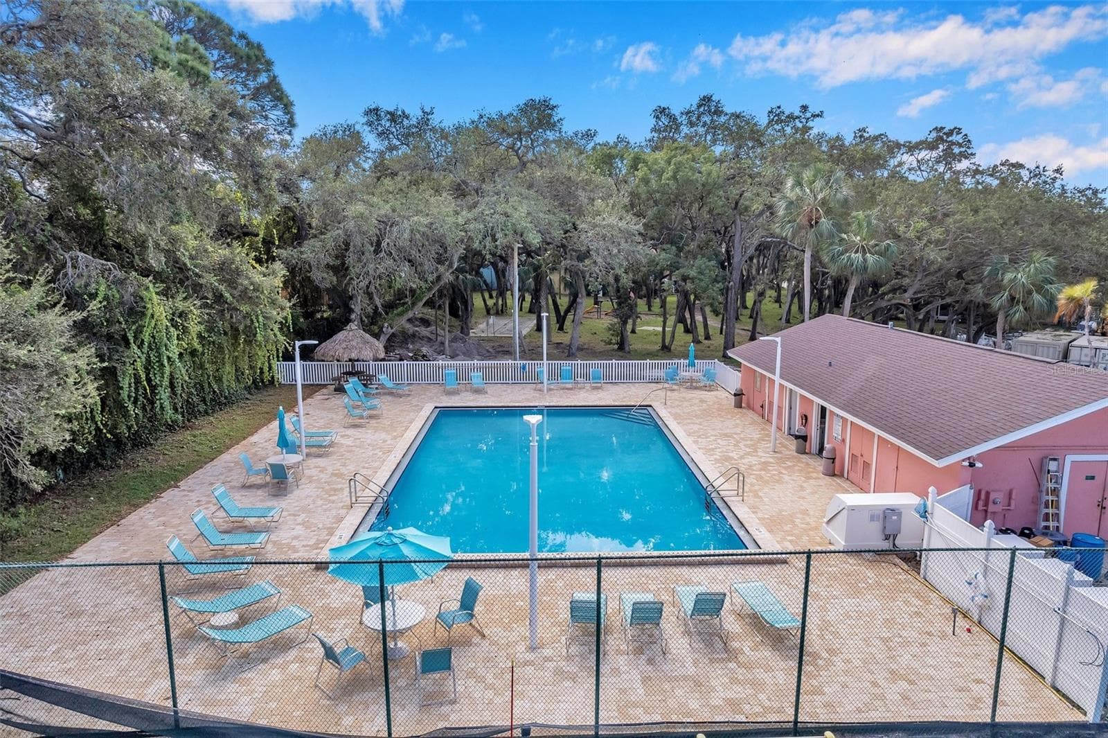 Family pool - 3580 41ST LN S #I, ST PETERSBURG