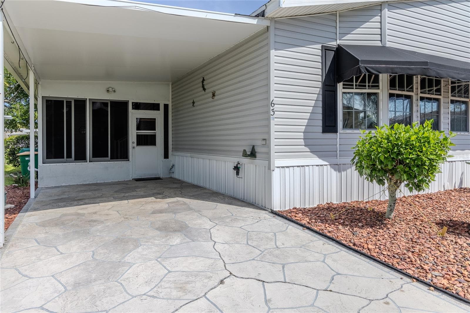 Manufactured Home at 2100 KINGS HWY #63, PORT CHARLOTTE, photo 6 of 81