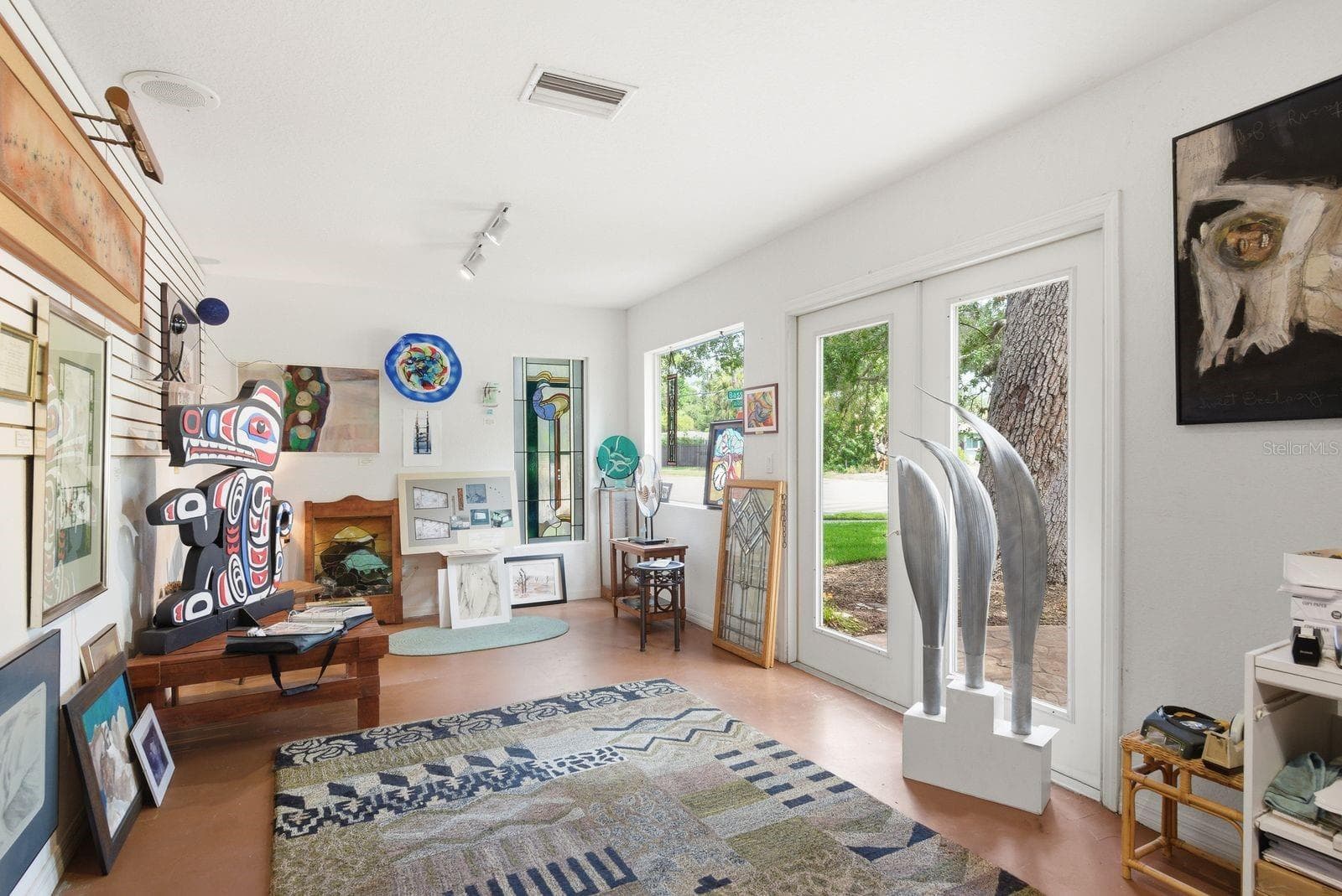 Office /gallery. - 755 SAN CHRISTOPHER DR, DUNEDIN