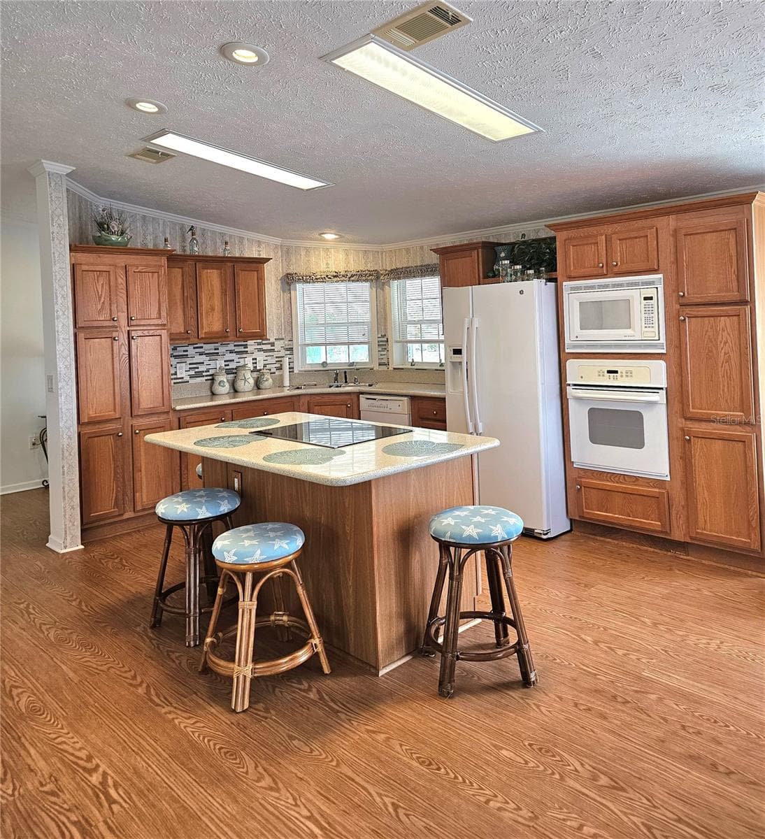 Manufactured Home at 29 BRINK AVE, PUNTA GORDA, photo 6 of 46