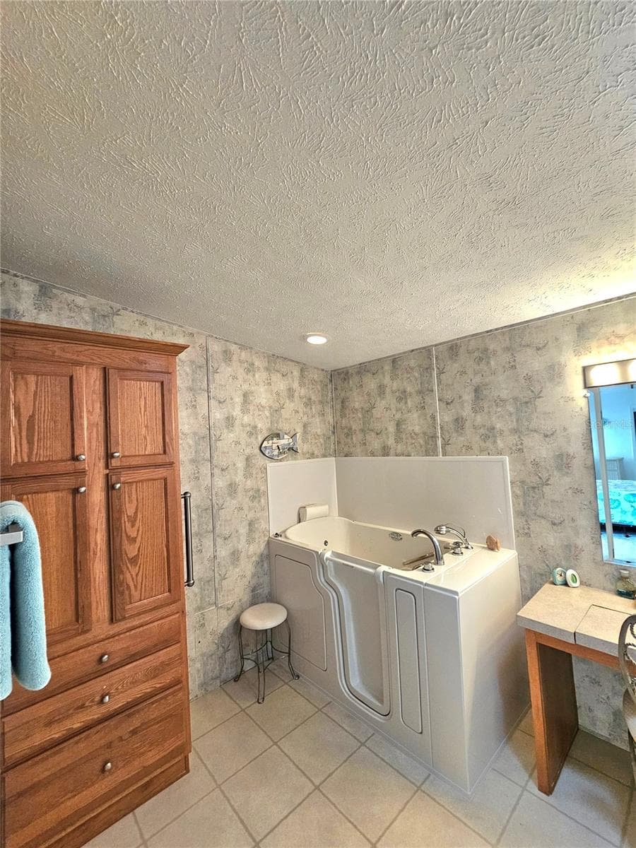 Manufactured Home at 29 BRINK AVE, PUNTA GORDA, photo 22 of 46