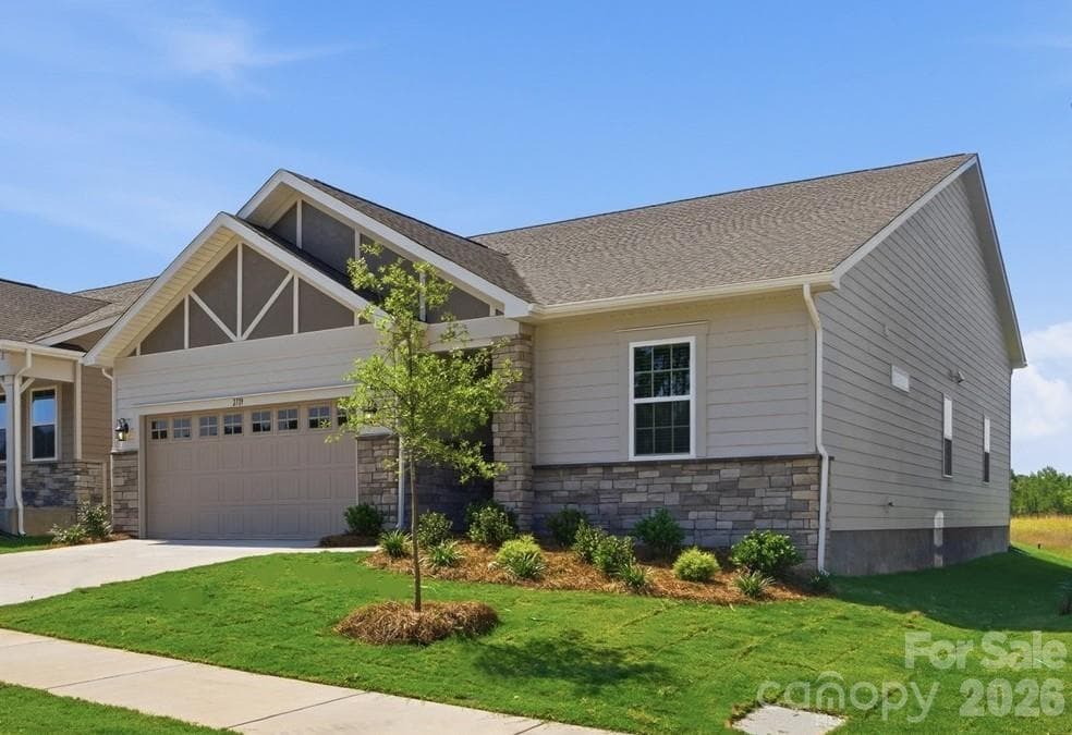Single Family Residence at Gastonia, photo 3 of 44