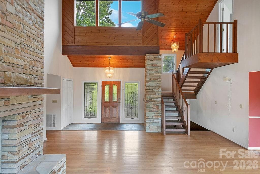 Single Family Residence at 547 Windover Drive, Brevard, photo 3 of 48