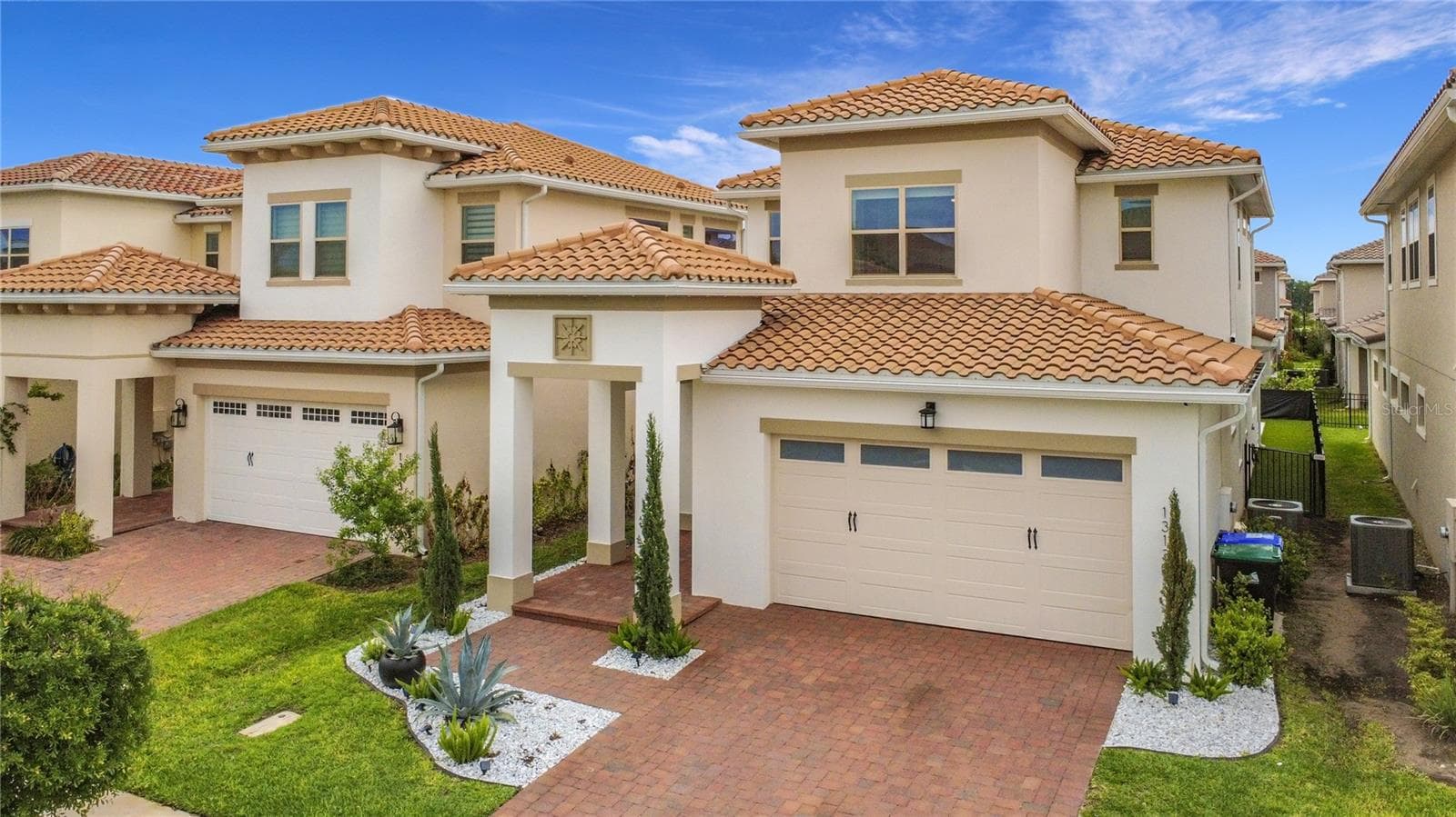 Single Family Residence at 13130 WEAVER AVE, ORLANDO, photo 3 of 53