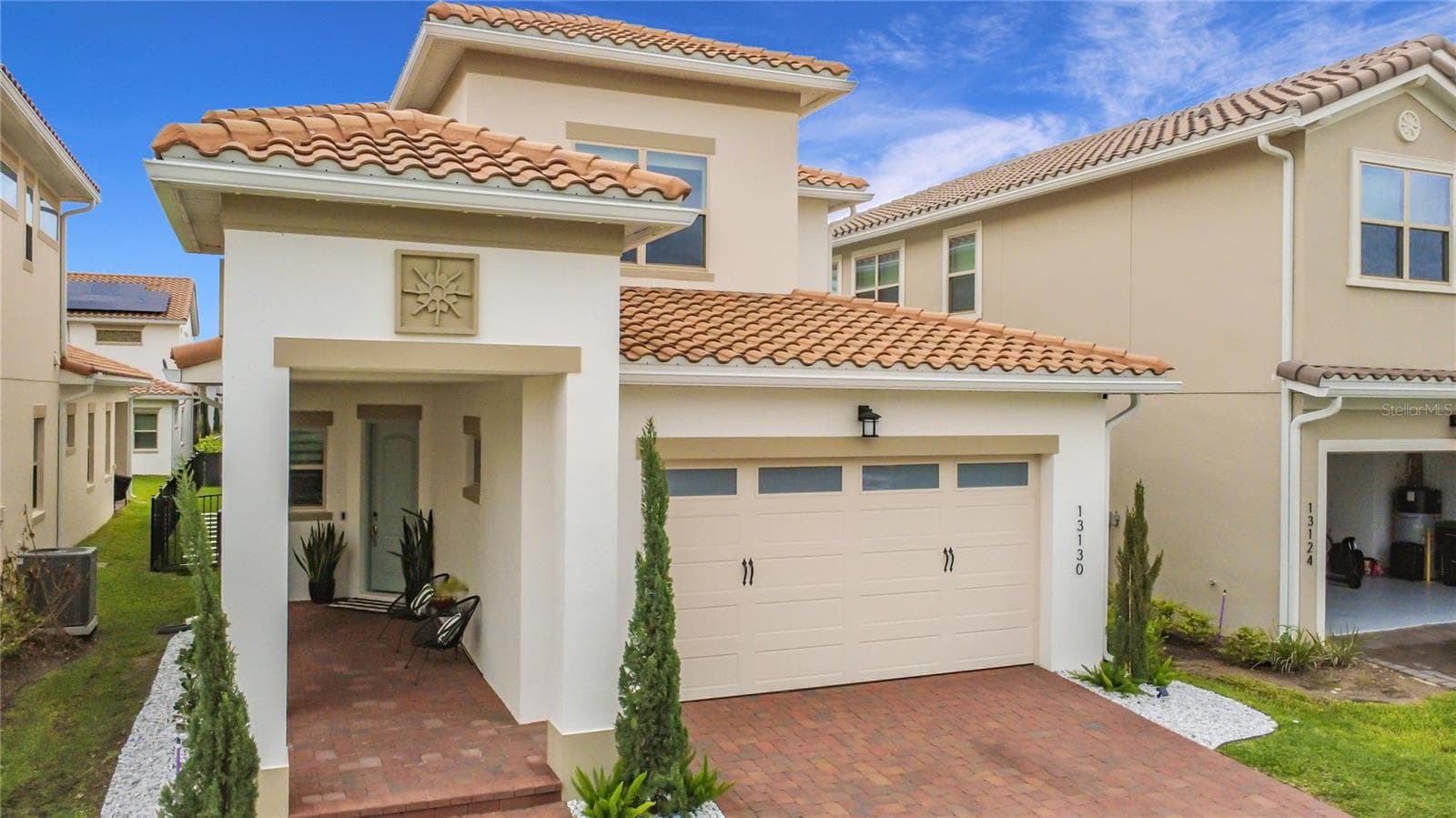 Single Family Residence at 13130 WEAVER AVE, ORLANDO, photo 4 of 53