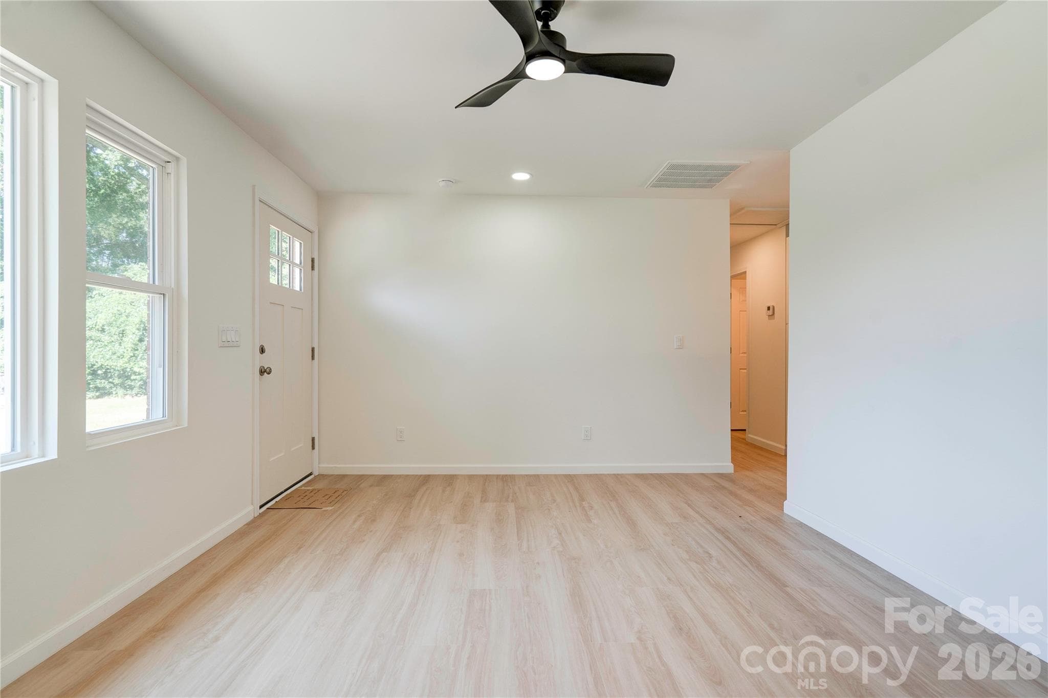 Single Family Residence at 2994 Lutz Boulevard, Newton, photo 4 of 36