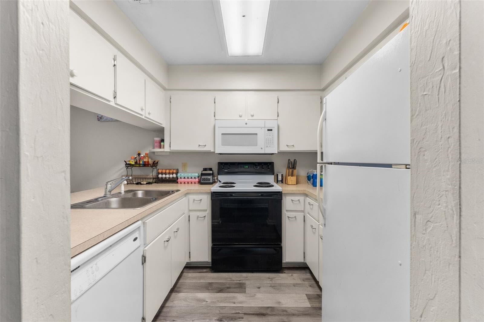 Condominium at 2635 SW 35TH PL #307, GAINESVILLE, photo 6 of 24